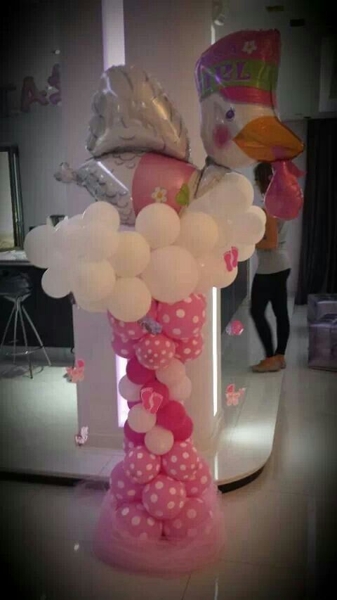 decoración con globos para baby shower24
