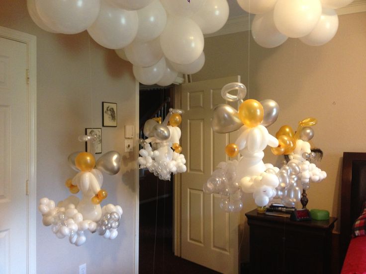 decoración con globos para baby shower25