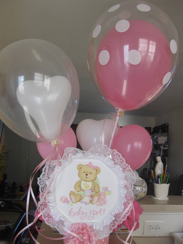 decoración con globos para baby shower38