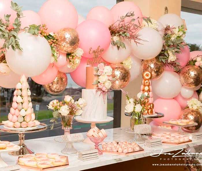 20 hermosas ideas de decoración con flores y globos - Dale Detalles