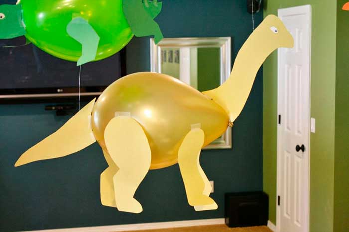 dinosaurios con globos